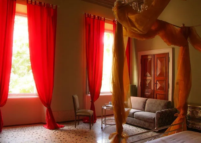 Salotto Delle Arti 게스트하우스 4*