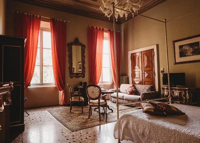 Salotto Delle Arti Pensión Módena