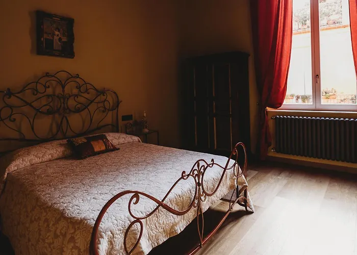 Πανσιόν Salotto Delle Arti 4*