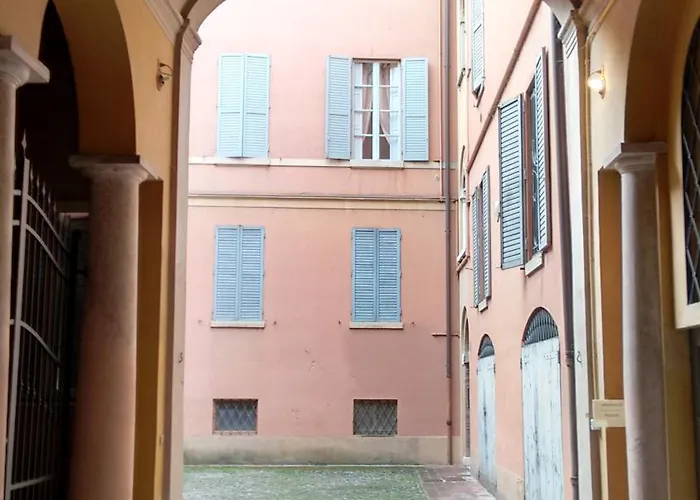 Pensión Salotto Delle Arti Módena